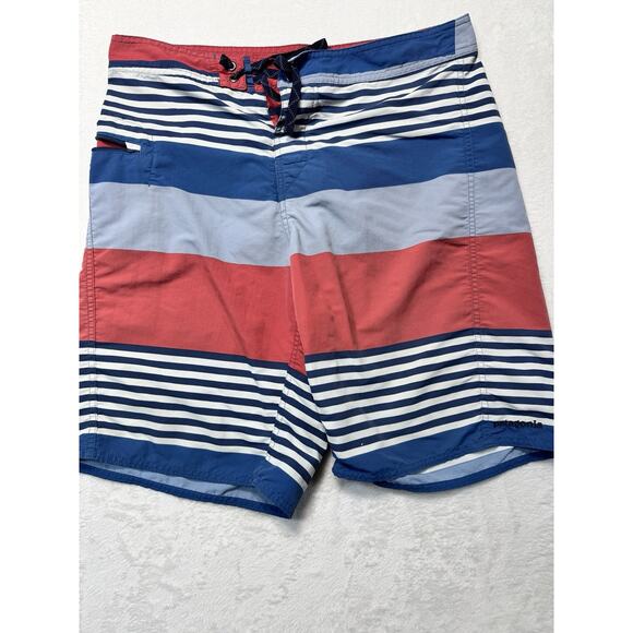 Patagonia Men's Wavefarer 19" Boardshorts - Waist 34” 10.5 Inseam - Picture 1 of 4